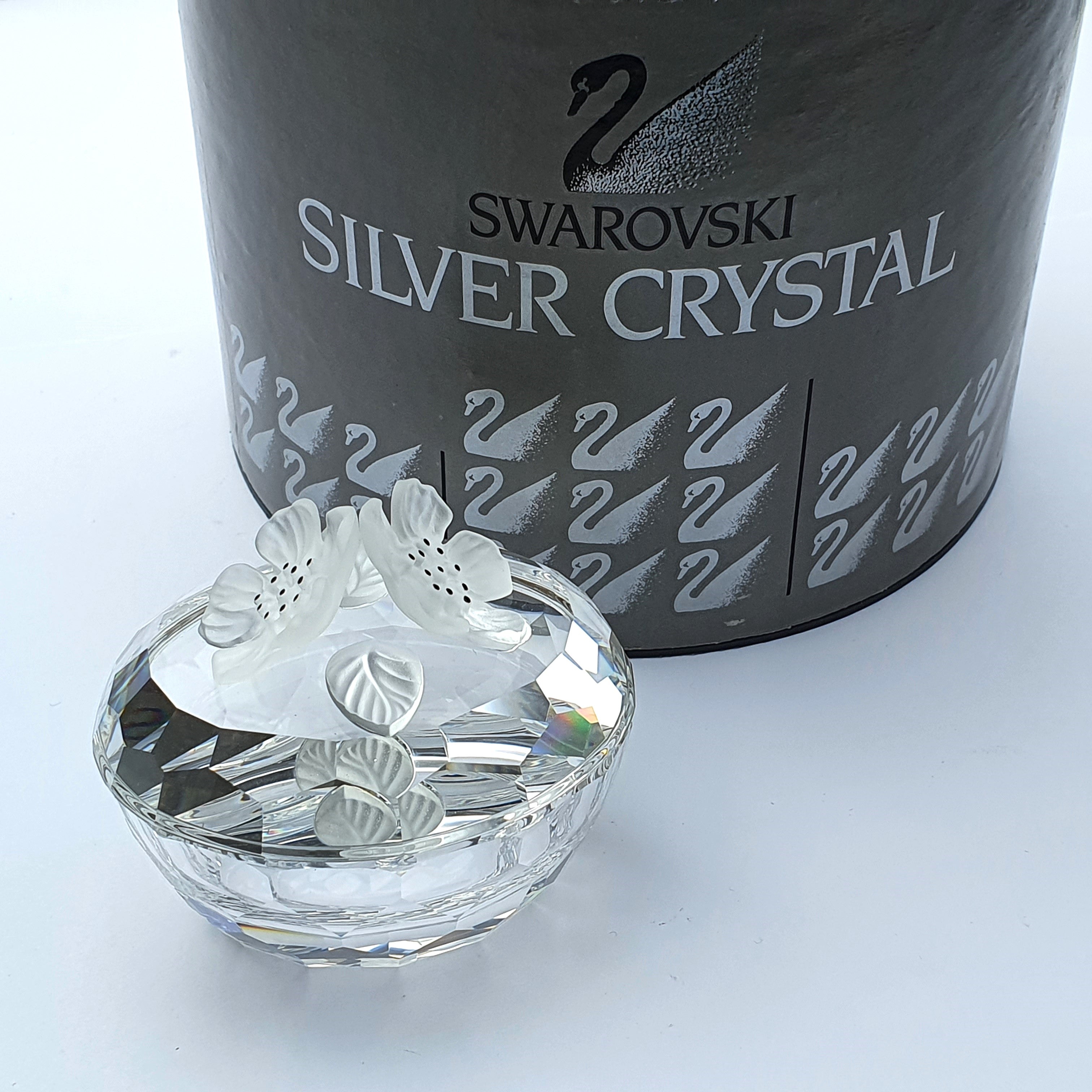 SWAROVSKI Pillendose Oval Blüten 010105