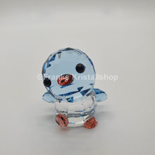Lade das Bild in den Galerie-Viewer, SWAROVSKI SCS Pinguin Papa 5301616
