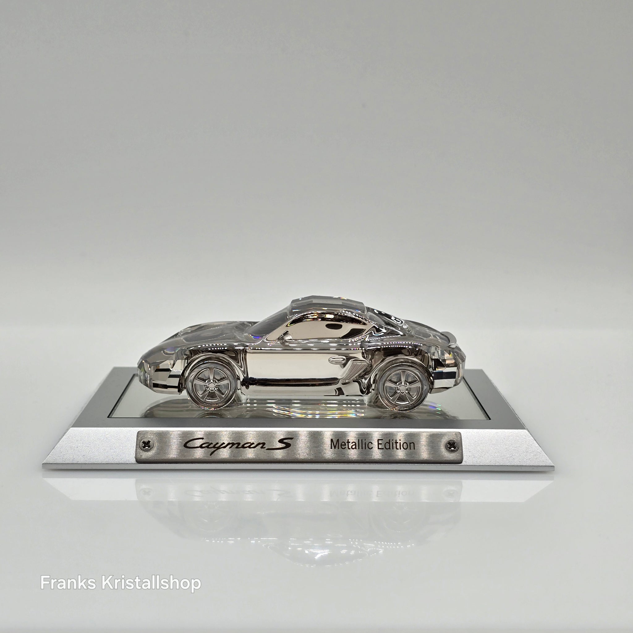 Porscheポルシェ Swarovskiスワロフスキー Cayman S Porscheポルシェ Swarovskiスワロフスキー Cayman S - メルカリ