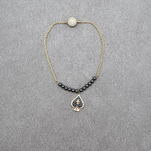 Lade das Bild in den Galerie-Viewer, Swarovski Remix Armband Tarot 2 Gr. L Pik Dark Multi Vergoldet 5511104
