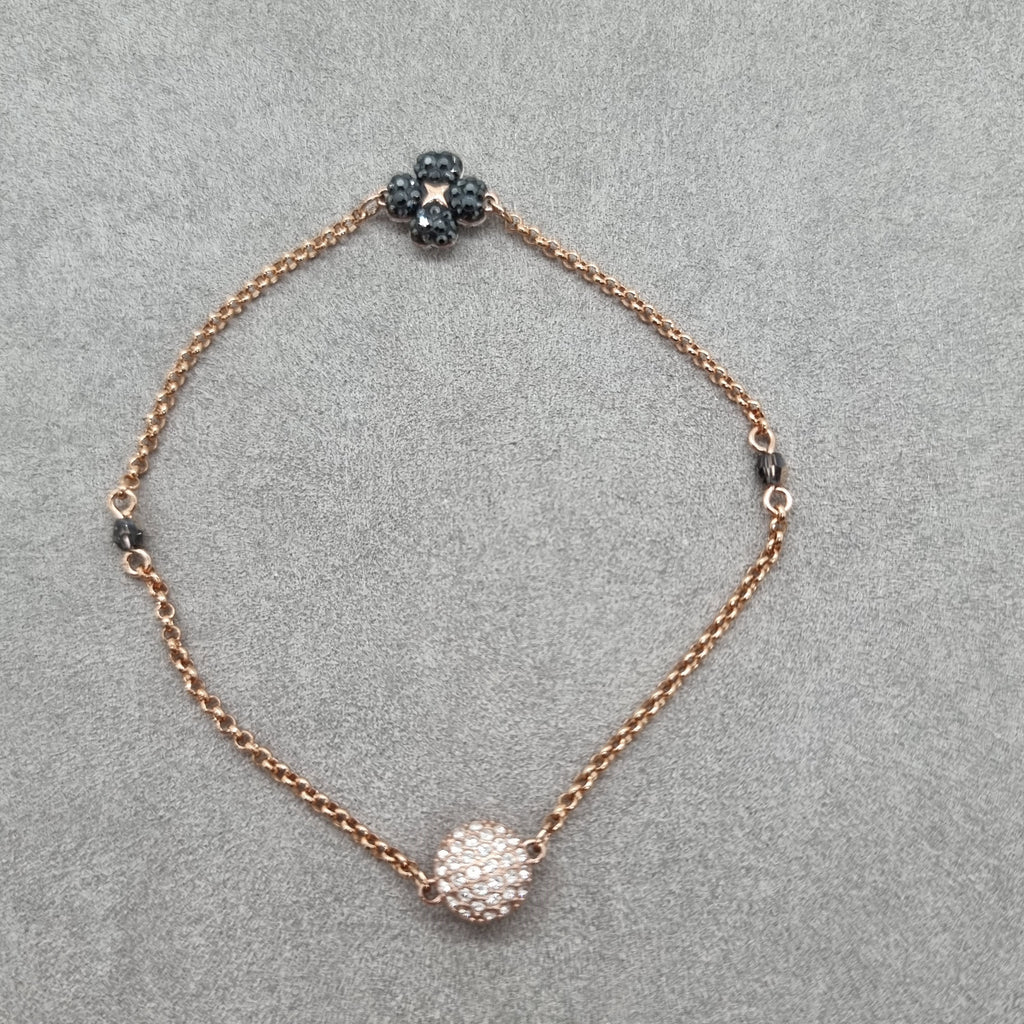 SWAROVSKI Remix Armband Glücks Kleeblatt Größe M 5375185