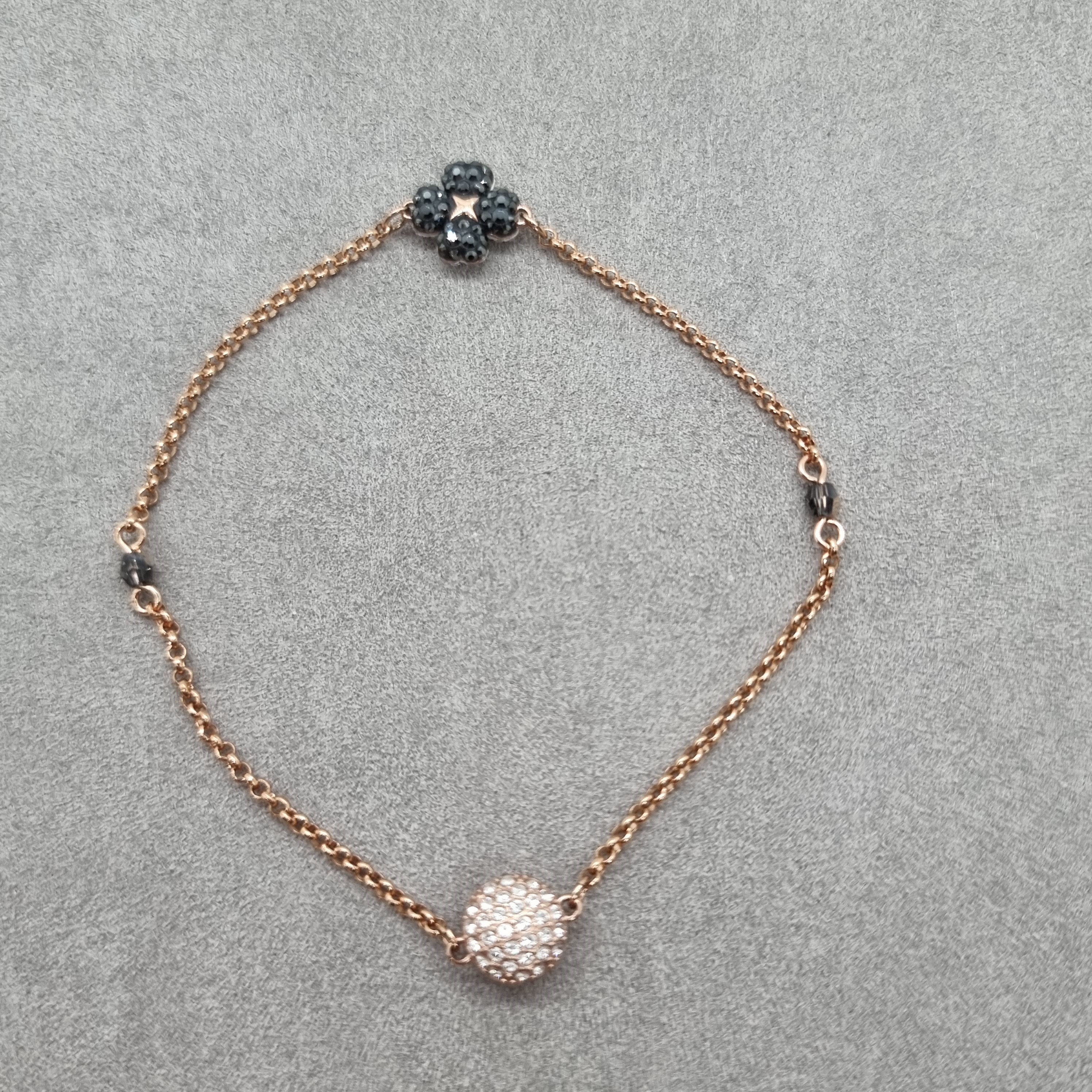 SWAROVSKI Remix Armband Glücks Kleeblatt Größe M 5375185