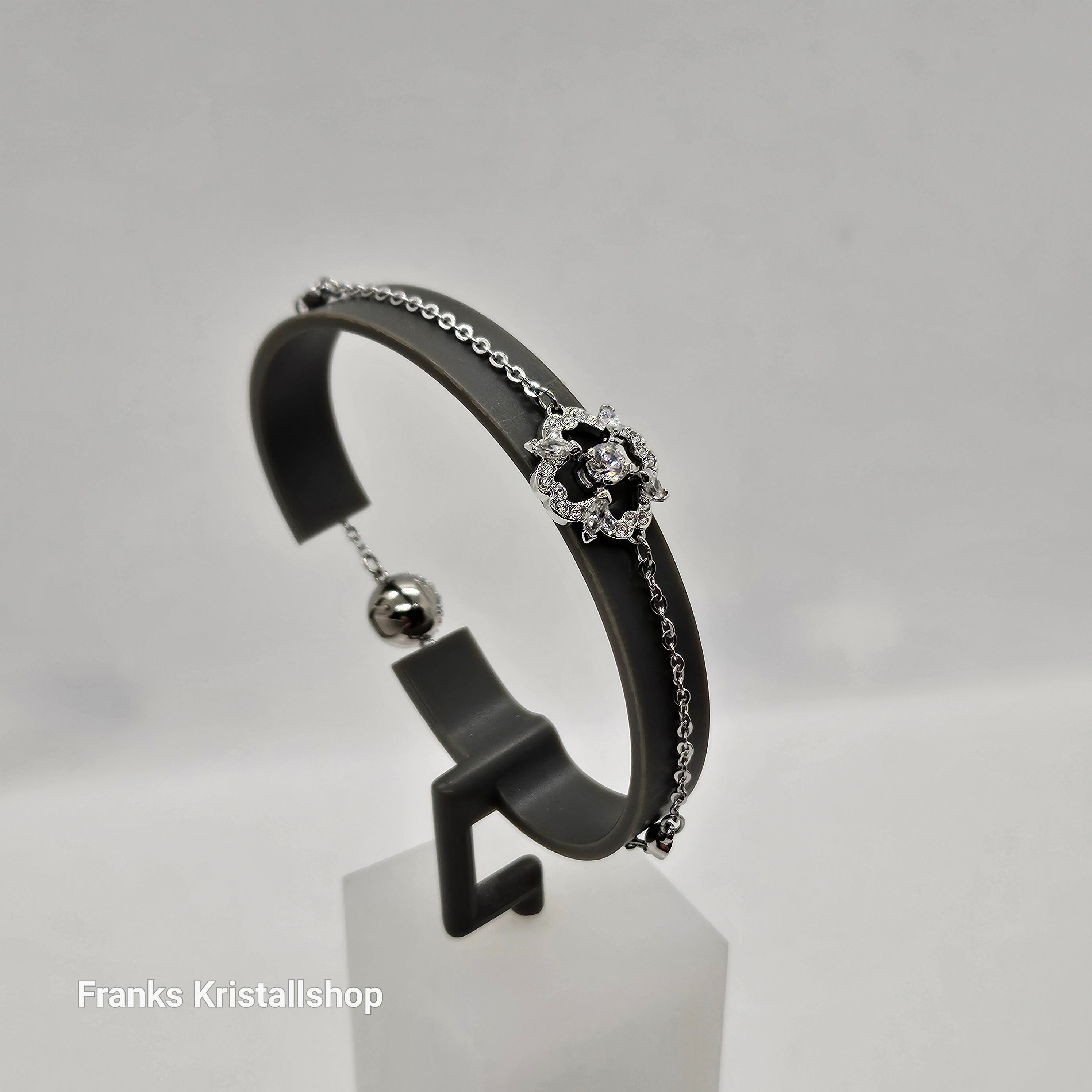 Swarovski Remix Sparkling Dance Flower Armband Gr. M Rhodiniert 5396228
