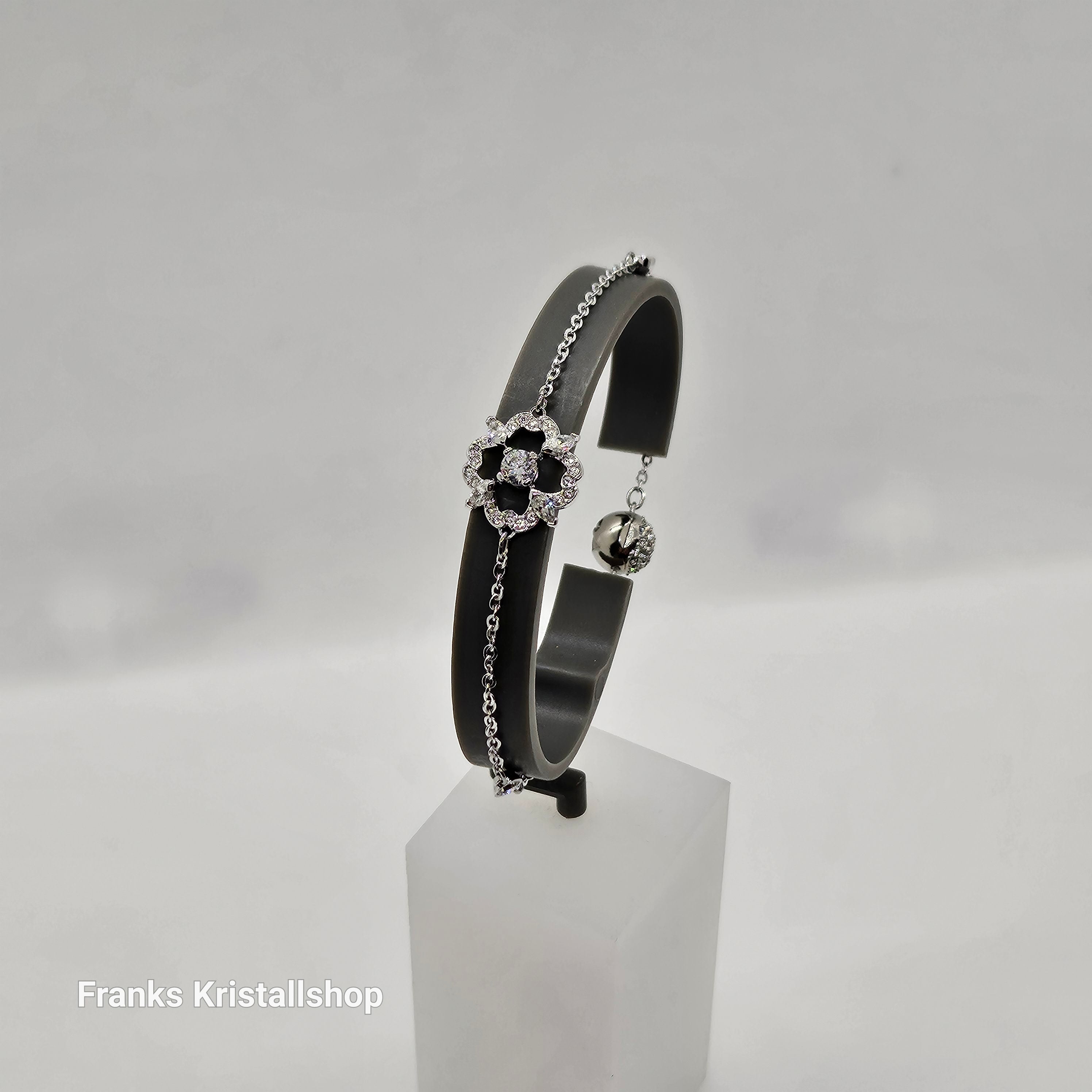 Swarovski Remix Sparkling Dance Flower Armband Gr. M Rhodiniert 5396228