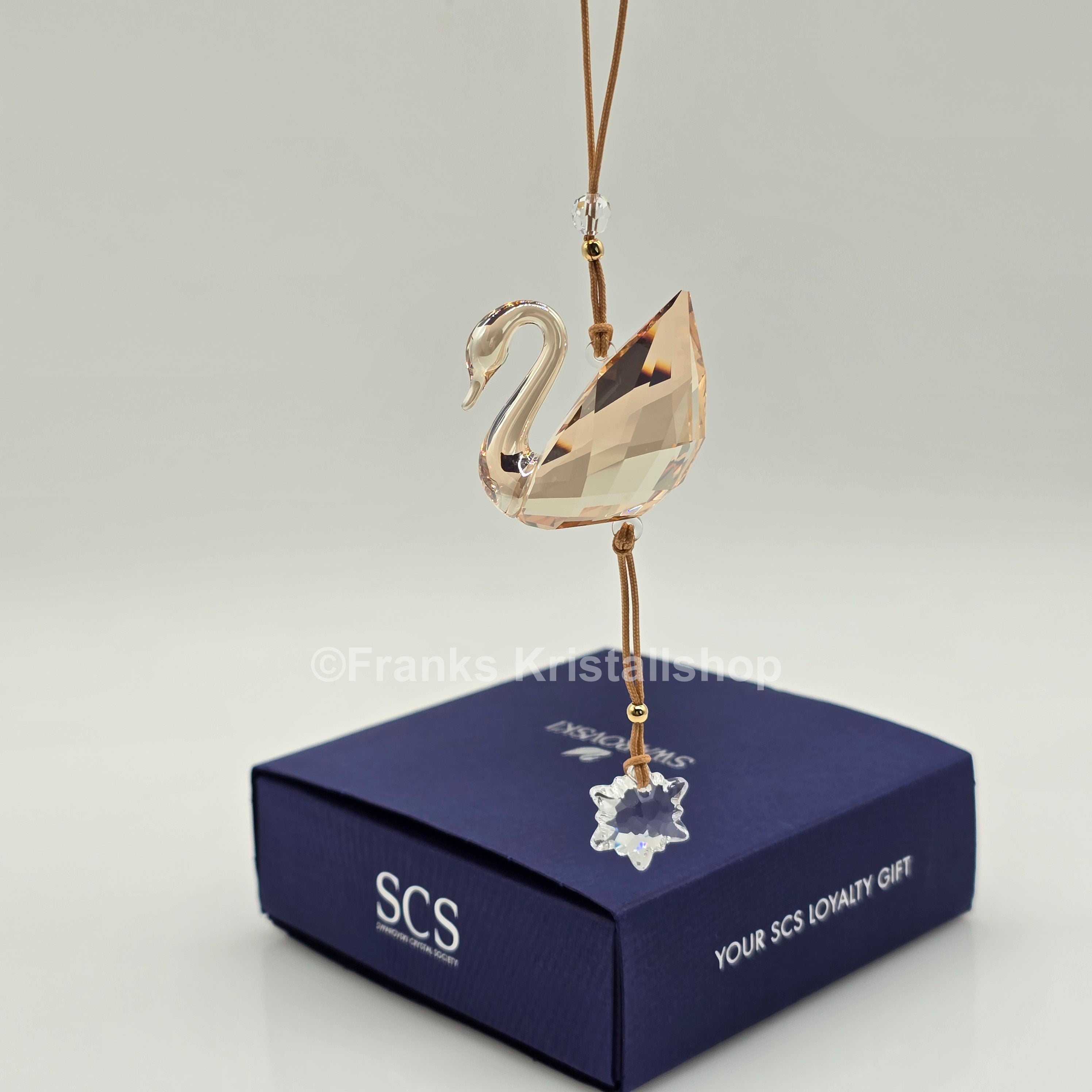 SWAROVSKI SCS Golden Shadow Schwan Ornament 2020 Loyality Gift 5537960