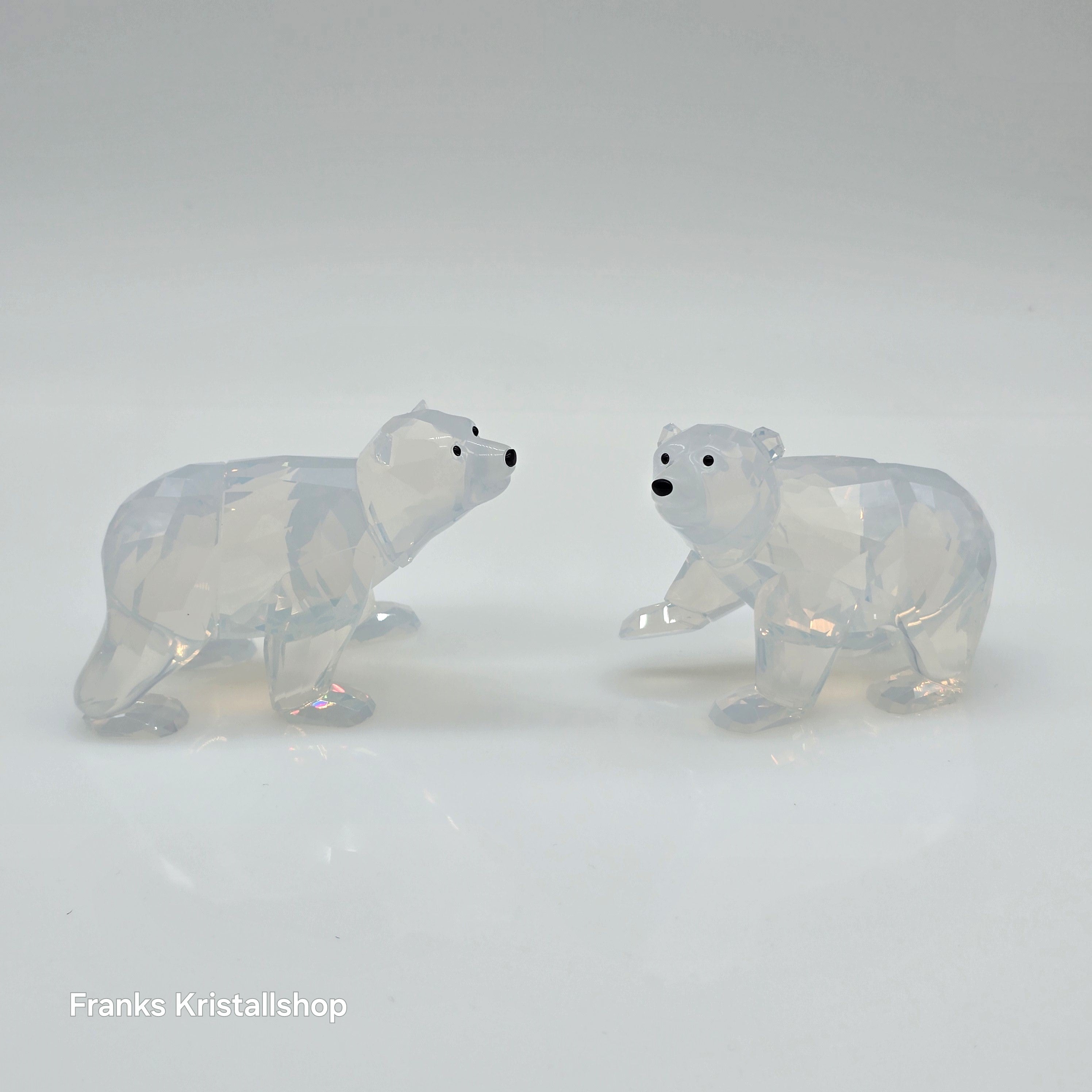 SWAROVSKI SCS Jahresfigur 2011 Junge Eisbären White Opal zur Jahresfigur Siku 1080774 oU