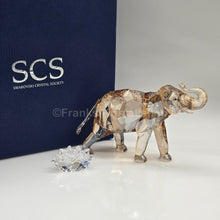 Lade das Bild in den Galerie-Viewer, SWAROVSKI SCS Jahresfigur 2013 Elefant Cinta 1137207 oU
