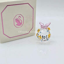 Lade das Bild in den Galerie-Viewer, Swarovski Jahresfigur 2026 Idyllia Ei 5748248
