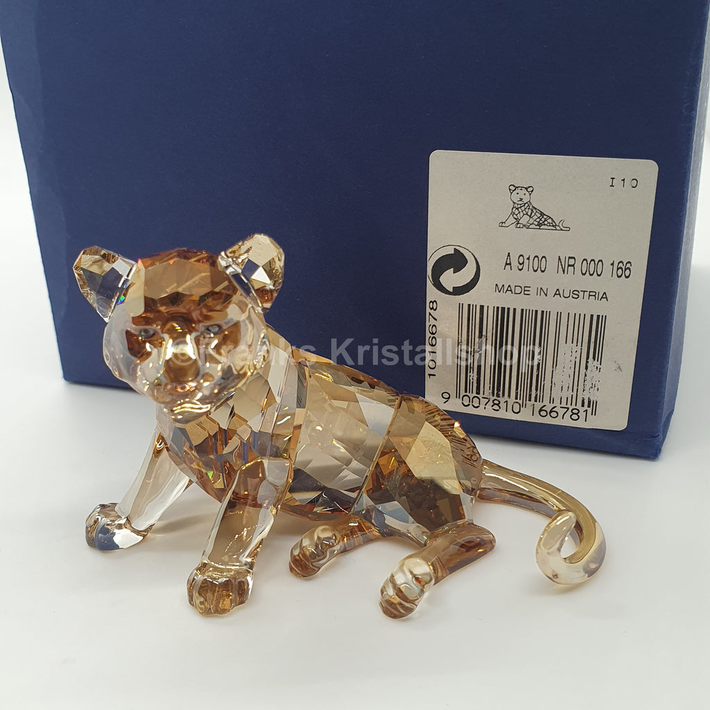 SWAROVSKI SCS Jahresfigur Junger Tiger sitzend 1016678