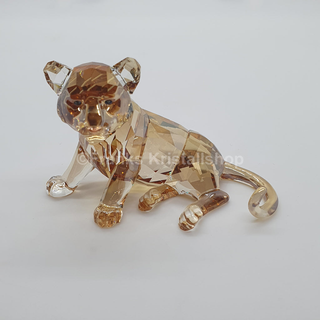 SWAROVSKI SCS Jahresfigur Junger Tiger sitzend 1016678