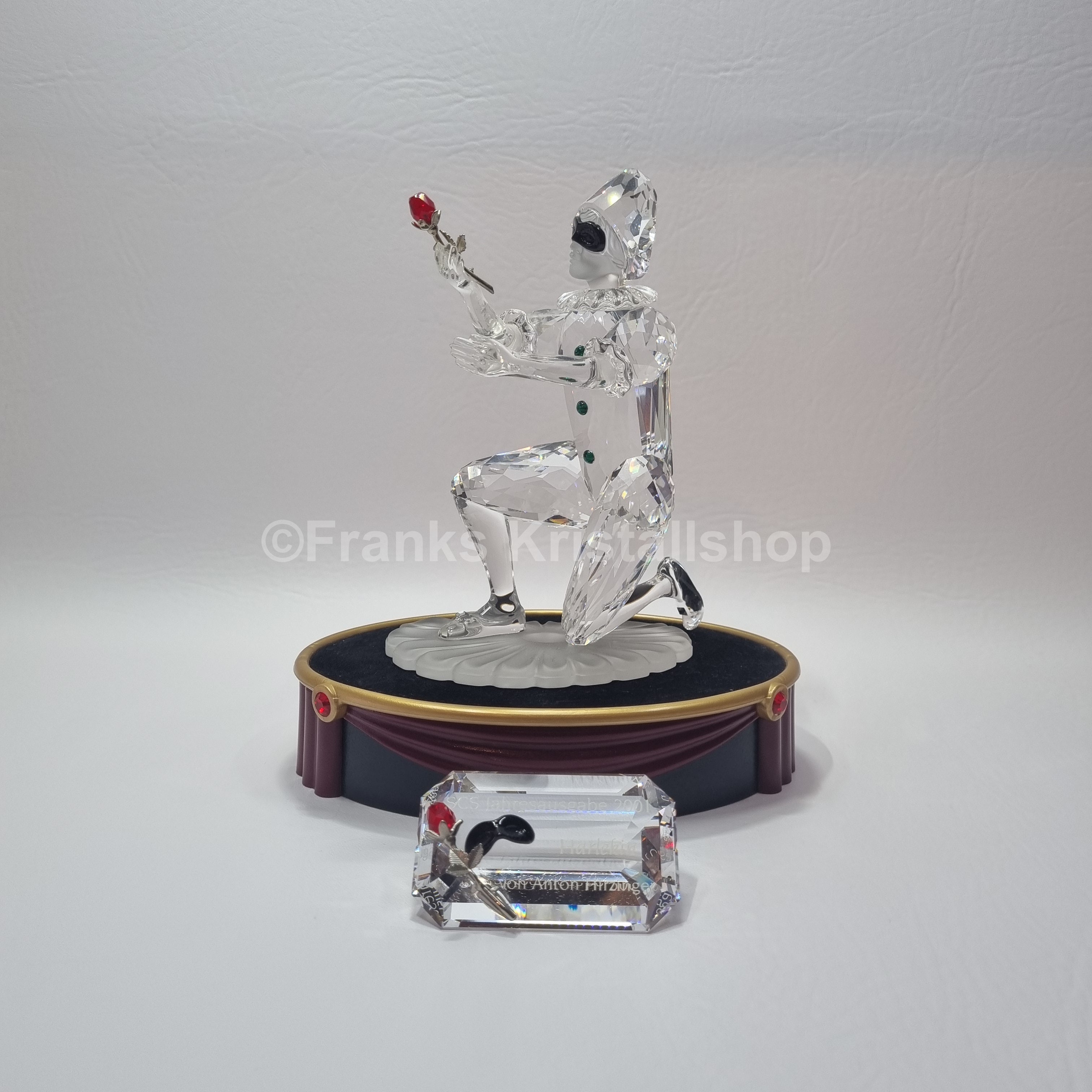 SWAROVSKI SCS Jahresfigur 2001 Harlekin mit Namenschild und Gratis-Sockel 254044