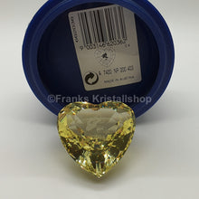 Lade das Bild in den Galerie-Viewer, SWAROVSKI SCS Jahresfigur 2004 Anna Herz Gelb 662036
