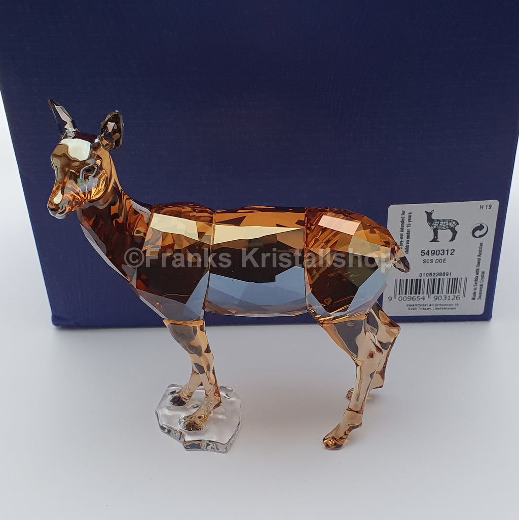 Swarovski SCS Jahresfigur Hirschkuh 2020 5490312