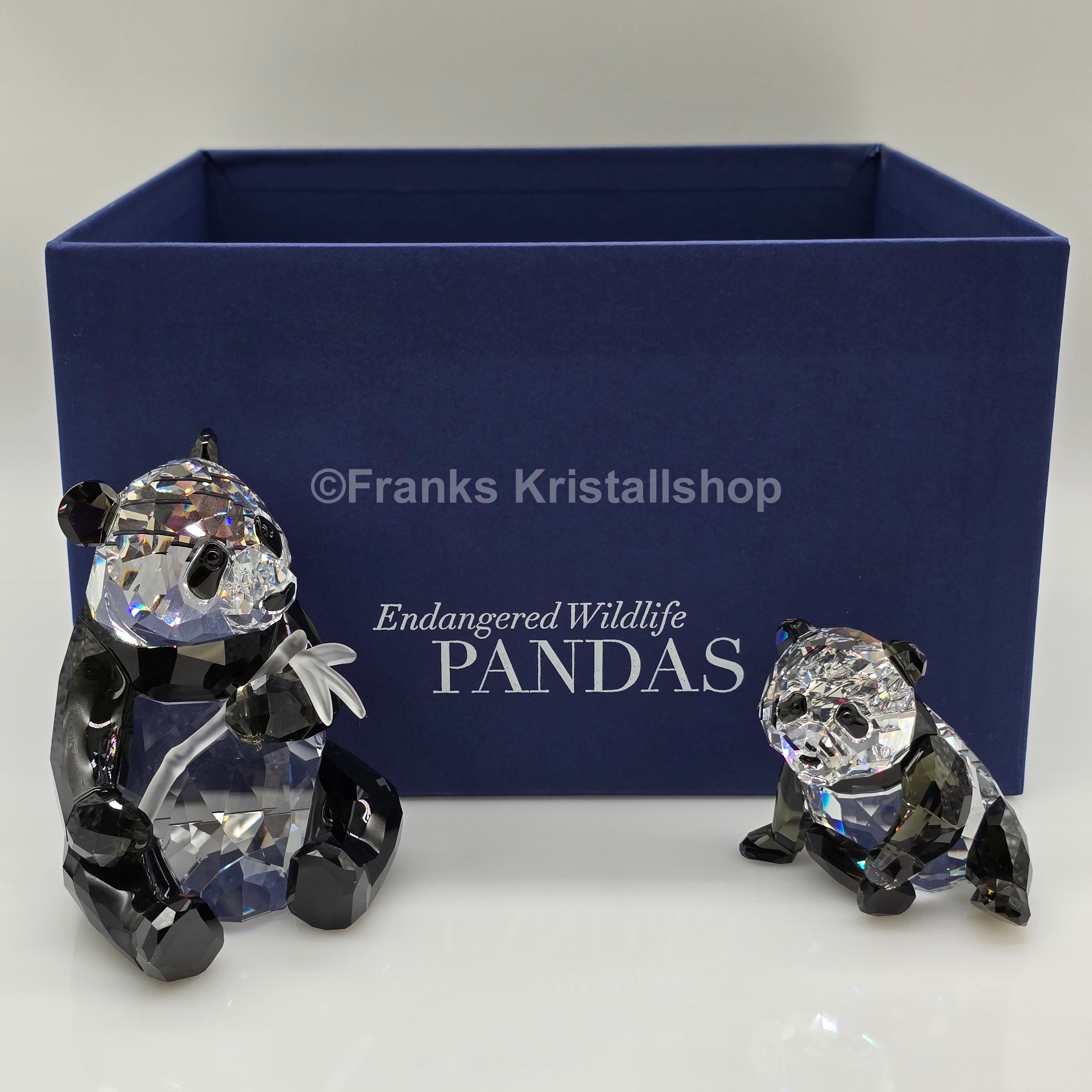 SWAROVSKI SCS Jahresfigur 2008 Pandas 900918