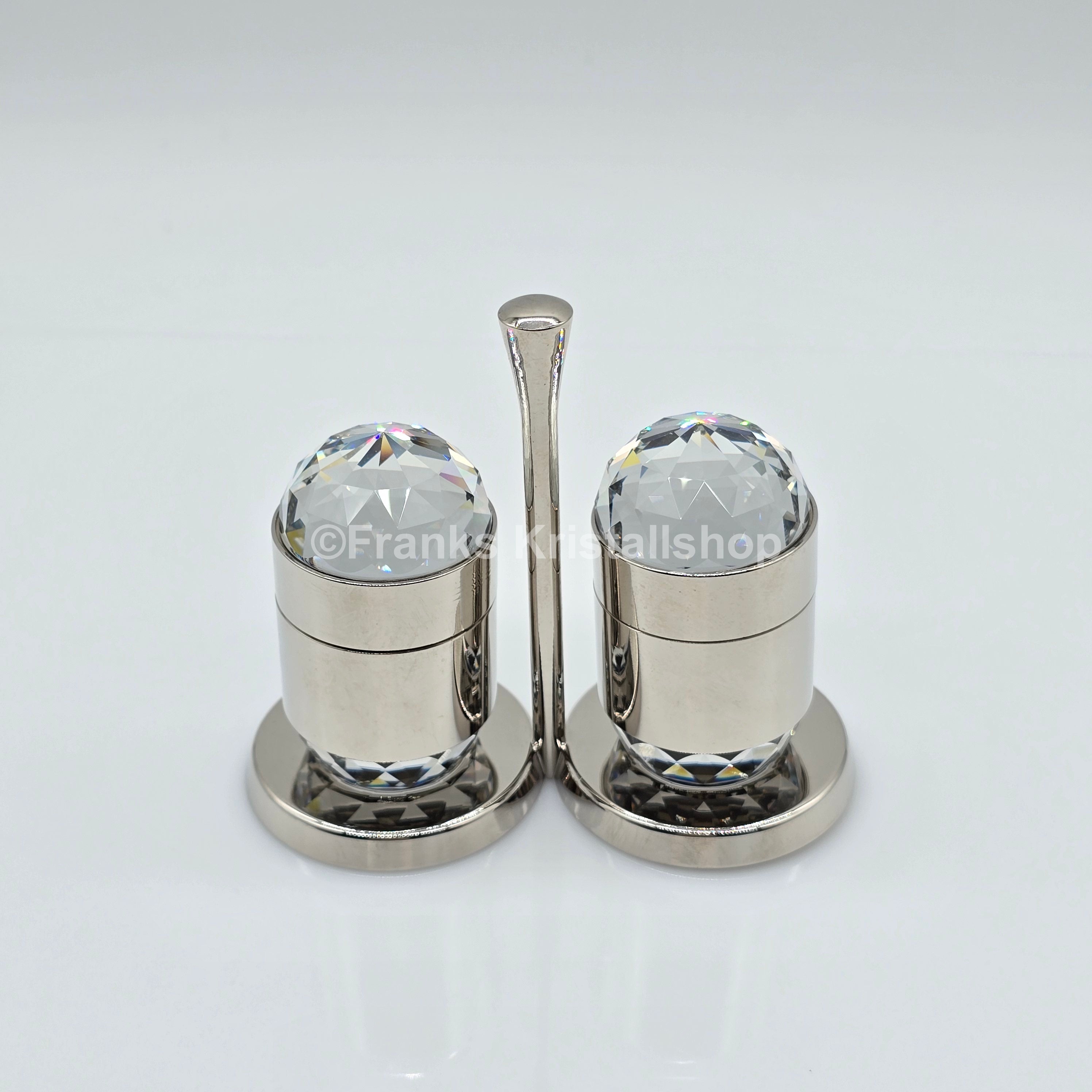 SWAROVSKI Salz- und Pfeffer Set mit Ständer 211313 7502 030 031 032