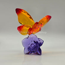 Lade das Bild in den Galerie-Viewer, SWAROVSKI Crystal Paradise Schmetterling auf Blüte 5374943 oU
