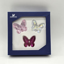 Lade das Bild in den Galerie-Viewer, SWAROVSKI Schmetterlinge 3er Set Klein Rot 955428
