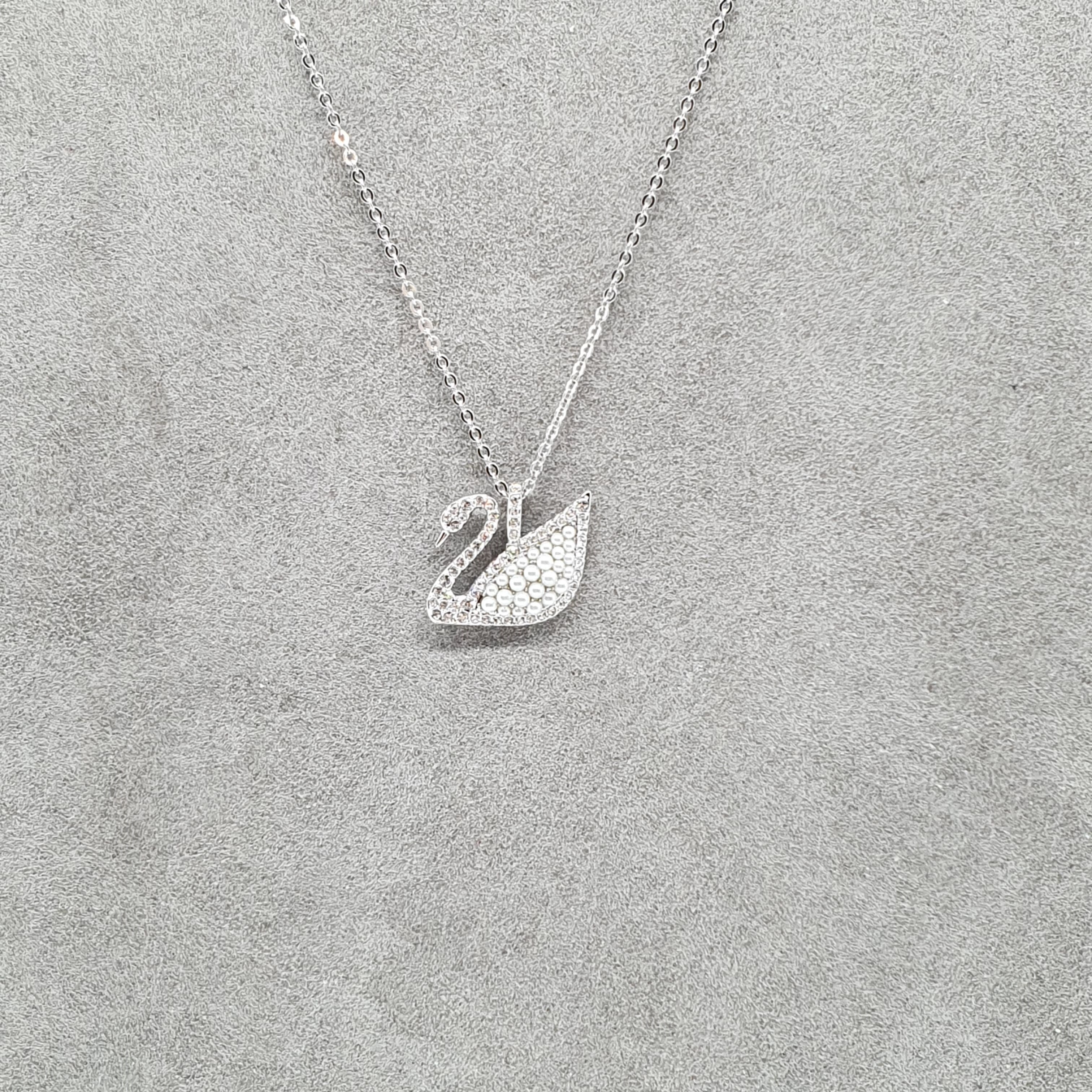 SWAROVSKI Iconic Swan Halskette Weiß, Rhodiniert 5411791