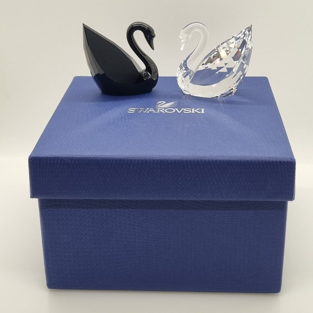 SWAROVSKI Soulmates Schwäne, Crystal und Jet 5075864 oU
