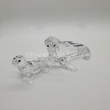 Lade das Bild in den Galerie-Viewer, SWAROVSKI Seelöwen Mutter mit Baby 5275796
