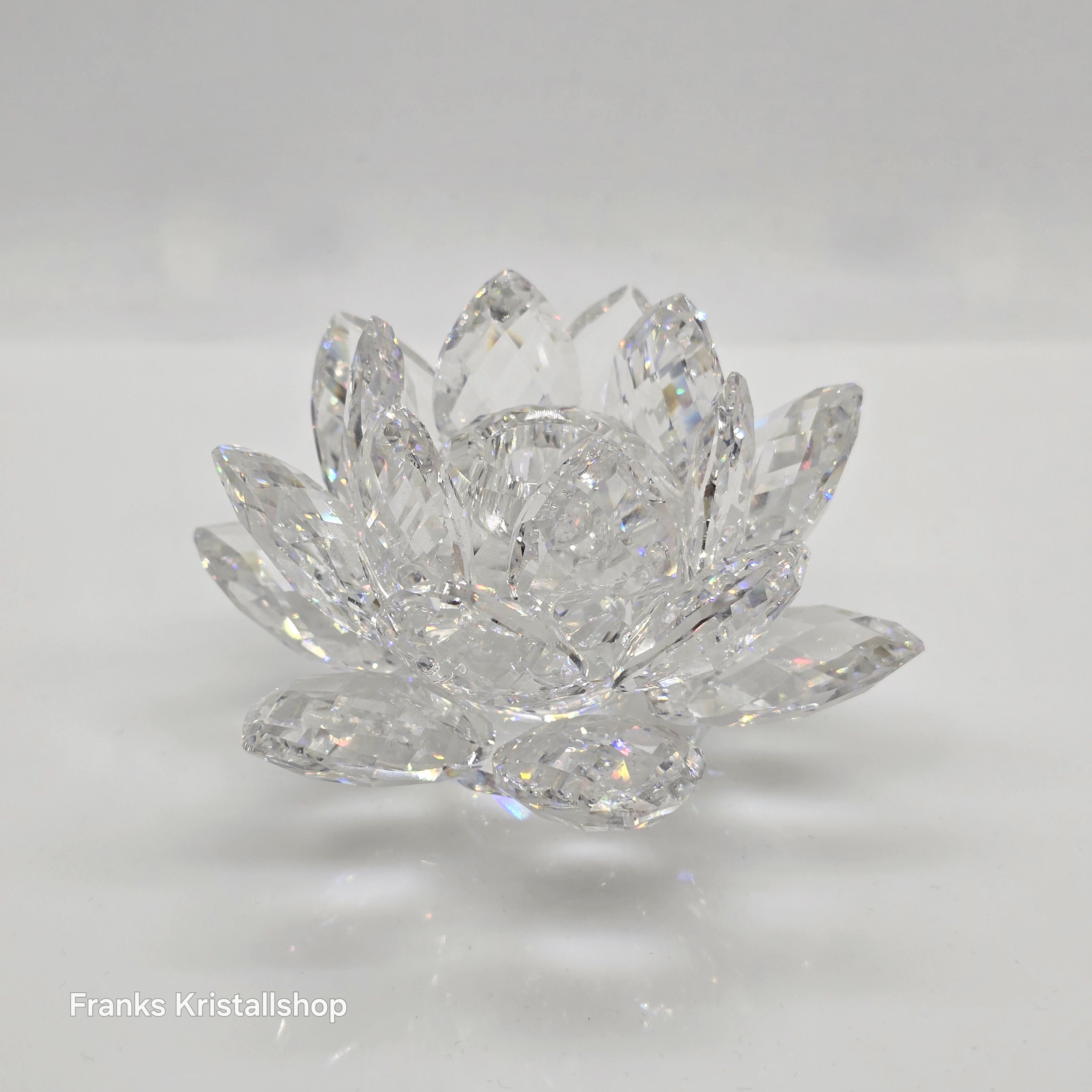 SWAROVSKI Seerose Kerzenhalter mittel 010001