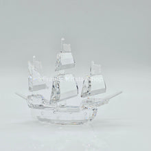 Lade das Bild in den Galerie-Viewer, SWAROVSKI Segelboot Santa Maria 162882 oU
