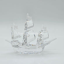 Lade das Bild in den Galerie-Viewer, SWAROVSKI Segelboot Santa Maria 162882 oU
