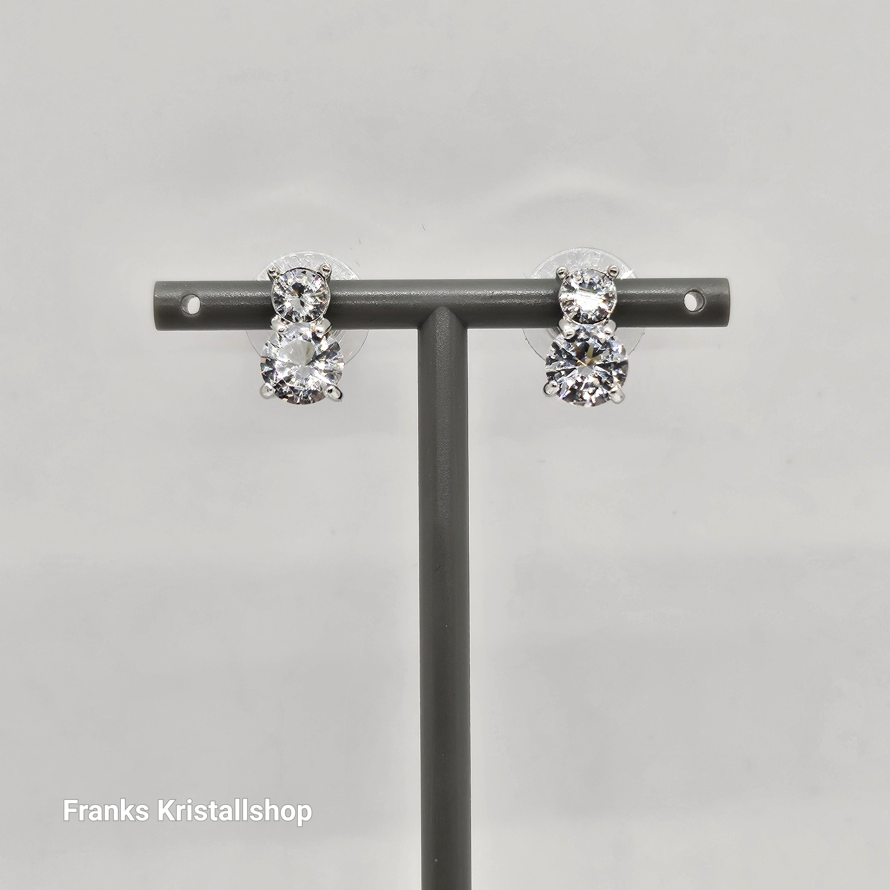 SWAROVSKI Solitaire Ohrstecker Rund Weiß, Rhodiniert 5128808