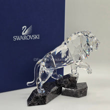 Lade das Bild in den Galerie-Viewer, SWAROVSKI Soulmates Der Löwe 1001111
