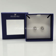 Lade das Bild in den Galerie-Viewer, SWAROVSKI Sparkling Dance Flower Ohrstecker Weiß, Rhodiniert 5411140
