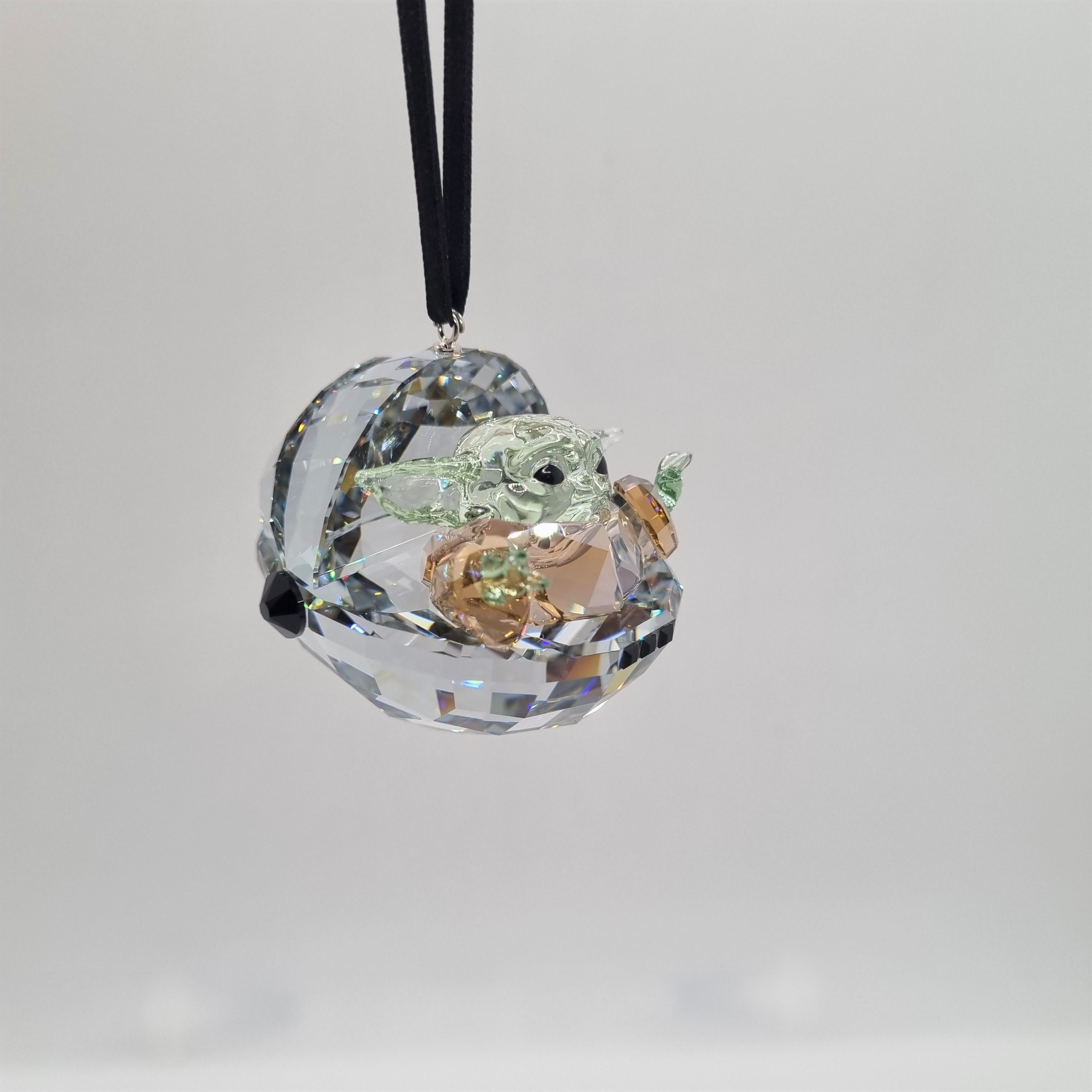 SWAROVSKI Star Wars The Mandalorian Grogu Ornament 5652545