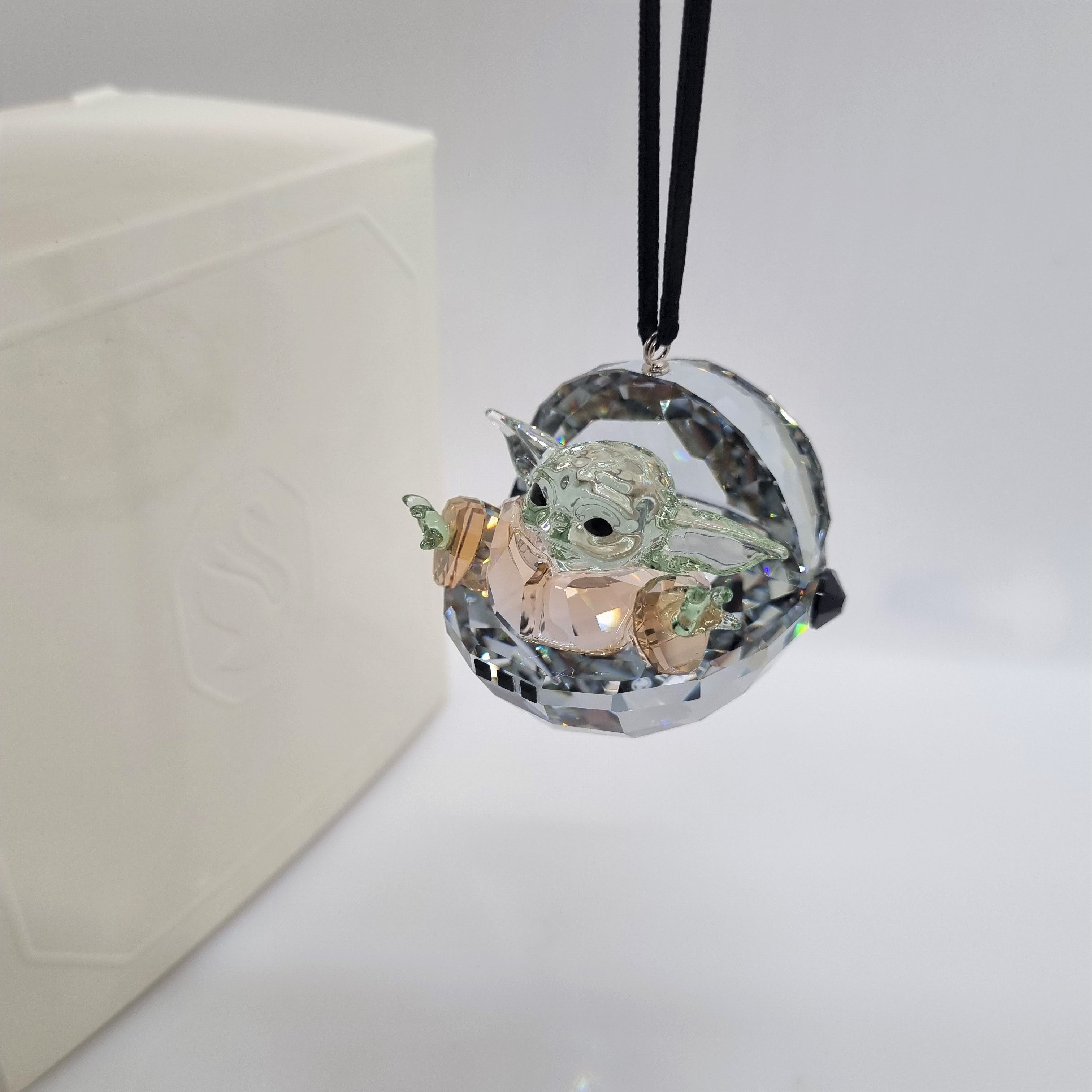 SWAROVSKI Star Wars The Mandalorian Grogu Ornament 5652545