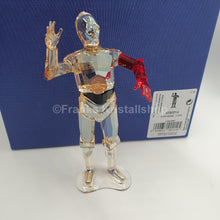 Lade das Bild in den Galerie-Viewer, SWAROVSKI STAR WARS C-3PO 1. Version mit rotem Arm 5290214
