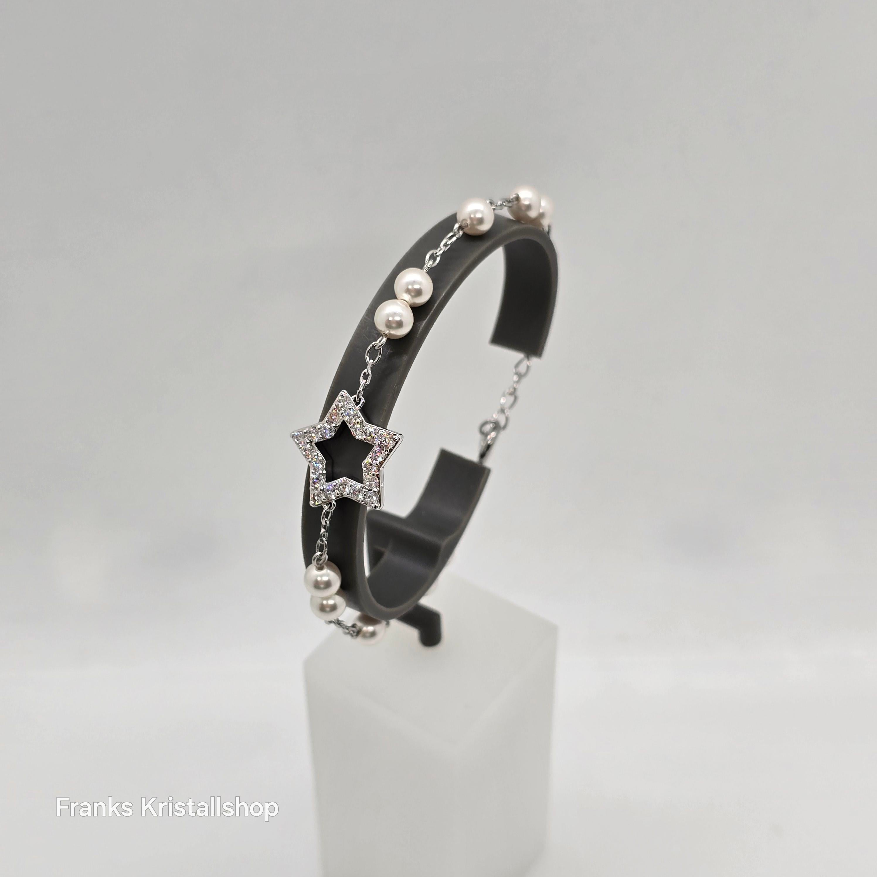 SWAROVSKI Stella Armband Pavé Stern Weiß, Rhodiniert 5645385