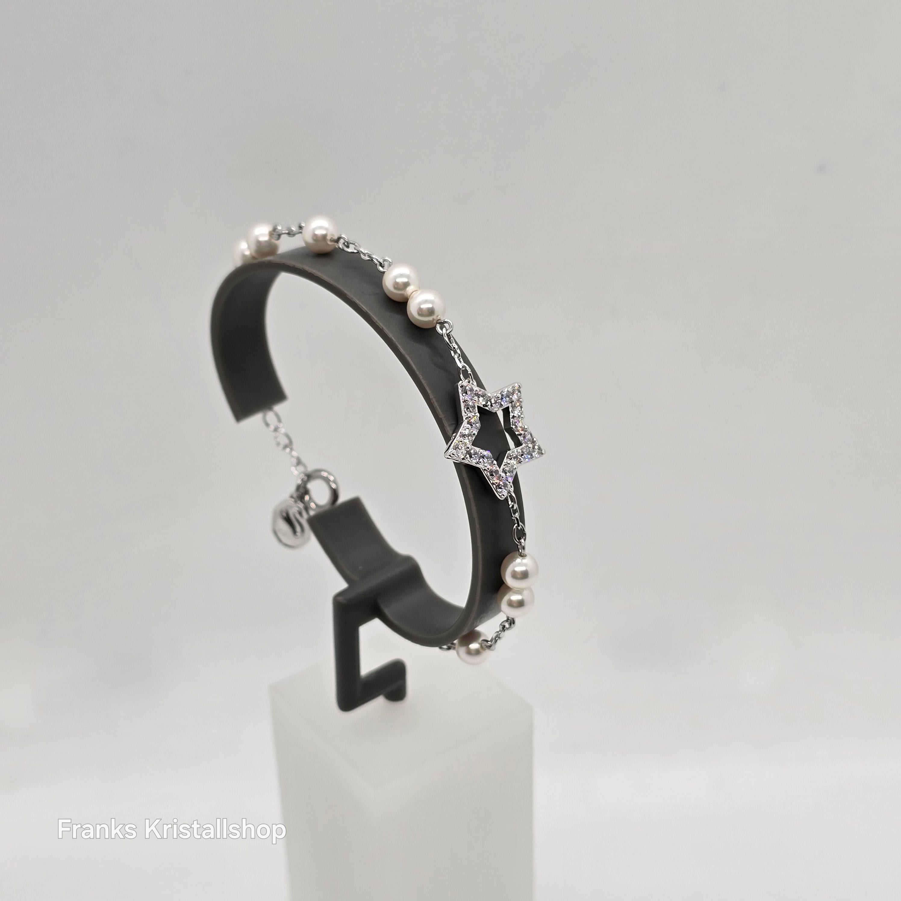 SWAROVSKI Stella Armband Pavé Stern Weiß, Rhodiniert 5645385