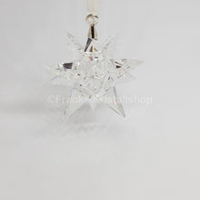 Lade das Bild in den Galerie-Viewer, SWAROVSKI Weihnachtsstern 3D Stern Ornament klar 5064257
