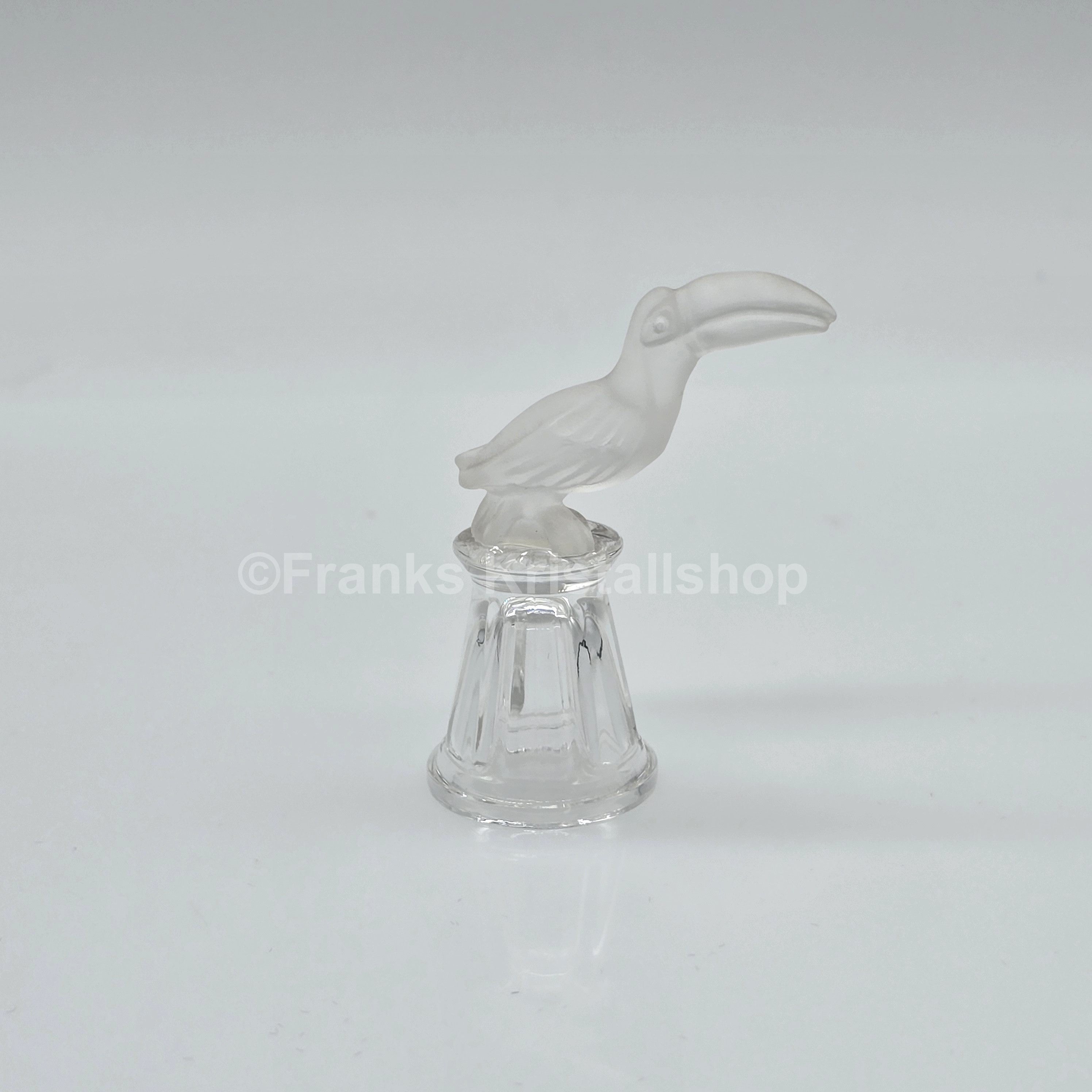 SWAROVSKI Tukan auf Fingerhut 012006 oE