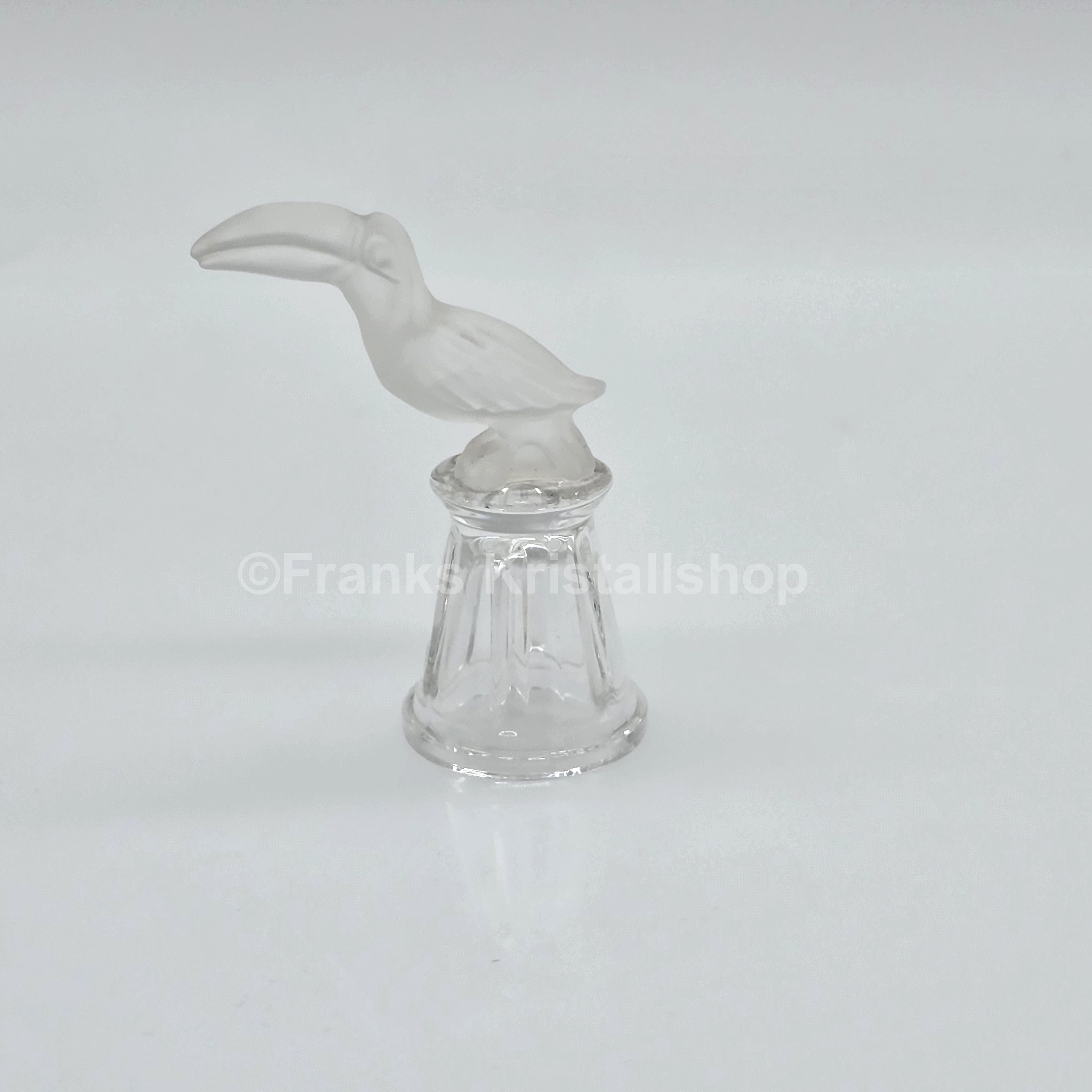 SWAROVSKI Tukan auf Fingerhut 012006 oE