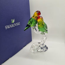 Lade das Bild in den Galerie-Viewer, SWAROVSKI Unzertrennliche Papageien Lovebirds 5379552
