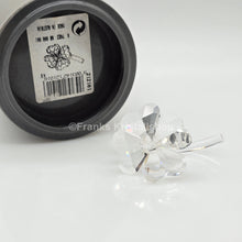 Lade das Bild in den Galerie-Viewer, SWAROVSKI Vierblättriges Kleeblatt 212101
