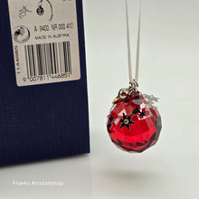 Lade das Bild in den Galerie-Viewer, SWAROVSKI Weihnachtskugel Rot Ornament 1144685
