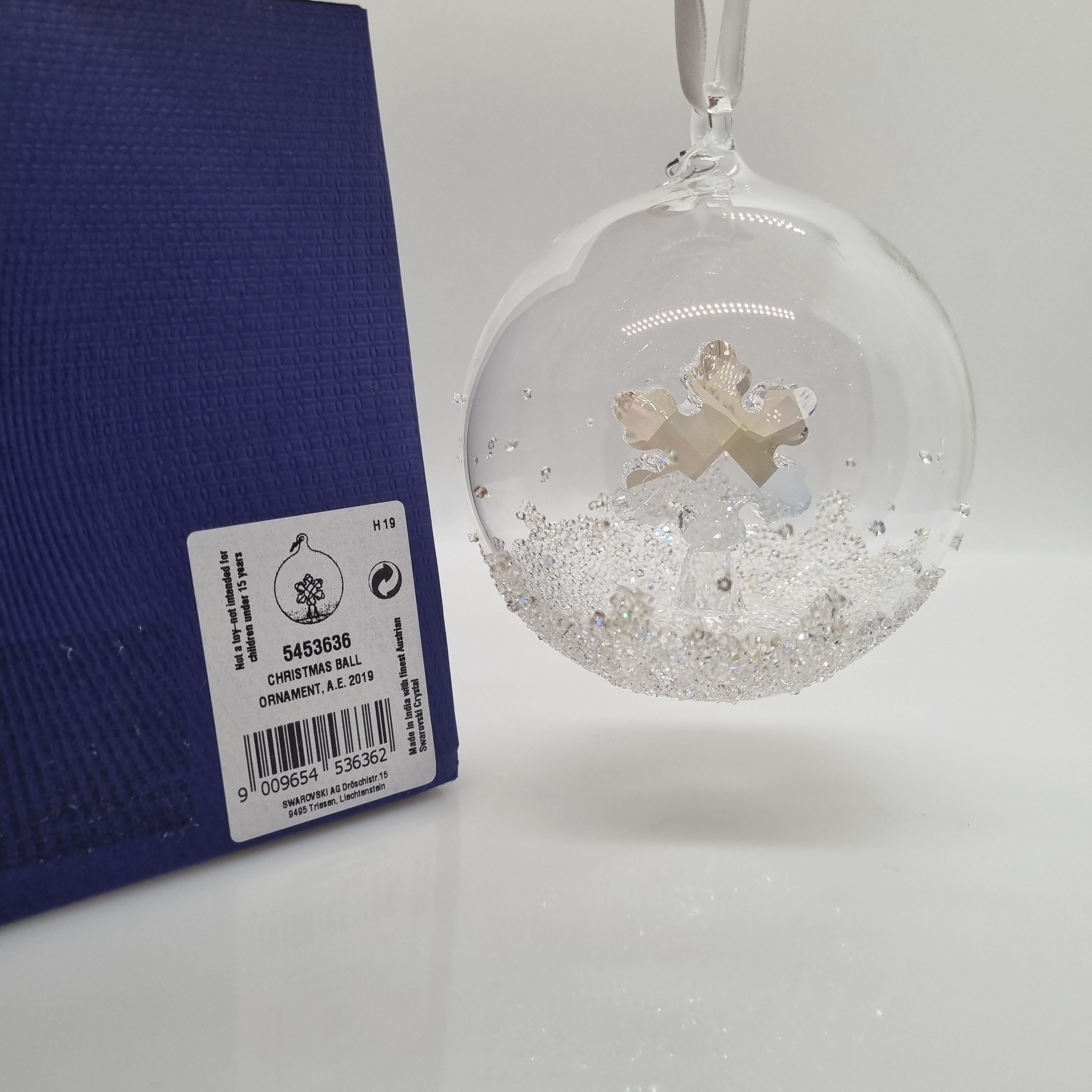 SWAROVSKI Weihnachtskugel 2019 Groß Schneeflocke 5453636