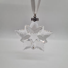 Lade das Bild in den Galerie-Viewer, SWAROVSKI Weihnachtsstern 2019 groß klar 5427990
