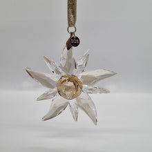 Lade das Bild in den Galerie-Viewer, SWAROVSKI Weihnachtsstern 2023 SCS Edelweiss 5651063

