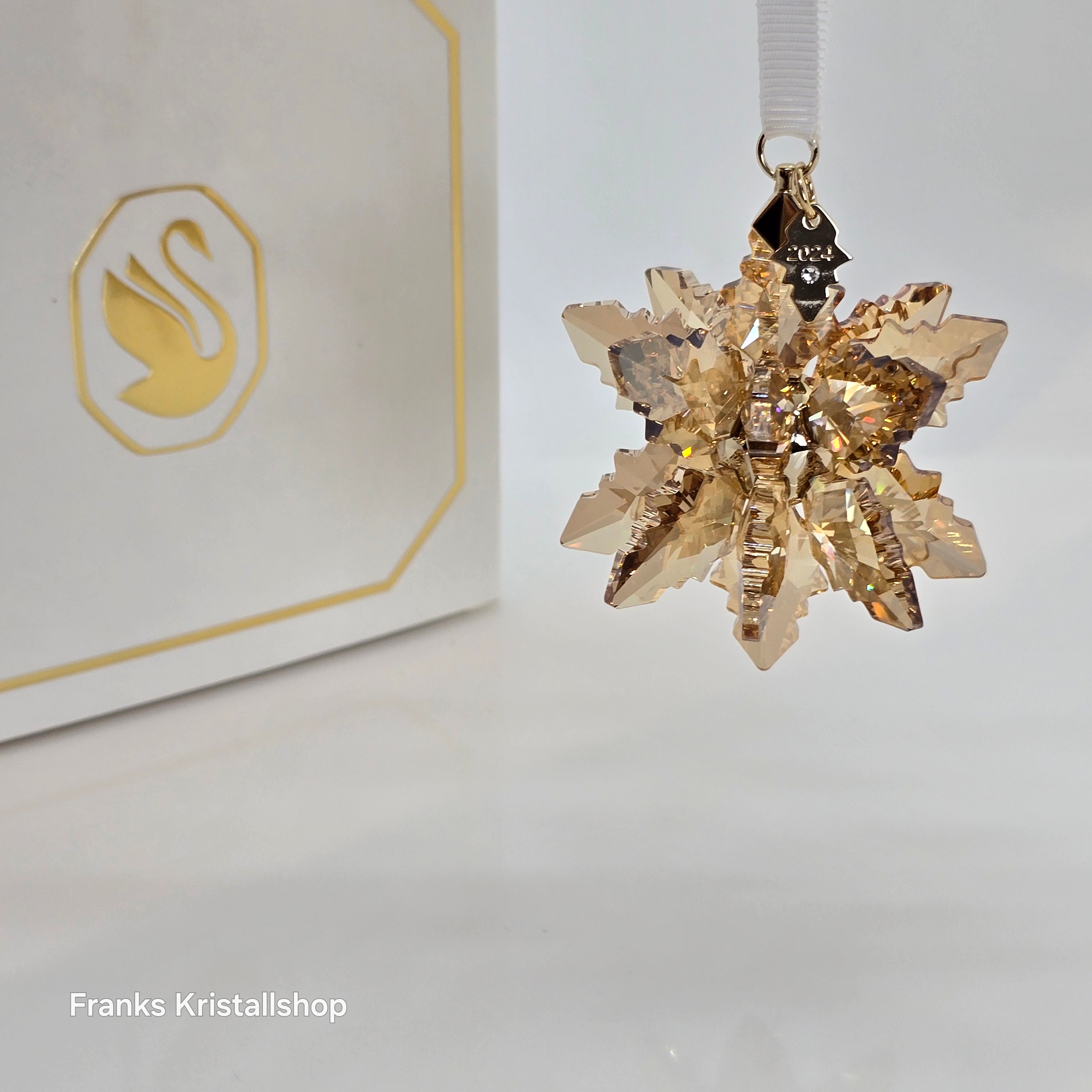 SWAROVSKI Weihnachtsstern 2024 3D Gold Festive 5674348