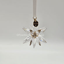 Lade das Bild in den Galerie-Viewer, SWAROVSKI Weihnachtsstern 2025 3D Klar Annual Edition 5701506
