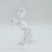 Lade das Bild in den Galerie-Viewer, SWAROVSKI Weißer Hengst 174958 AV
