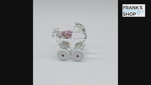 Laden und Abspielen von Videos im Galerie-Viewer, SWAROVSKI Memories Kinderwagen Ein Mädchen Herz Rosa Pink 5003407
