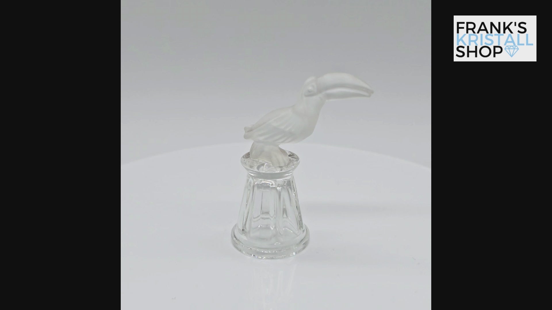 SWAROVSKI Tukan auf Fingerhut 012006 oE