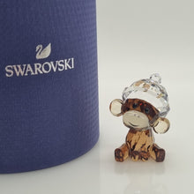 Lade das Bild in den Galerie-Viewer, SWAROVSKI Baby Animals Cheeky der Affe 5619227
